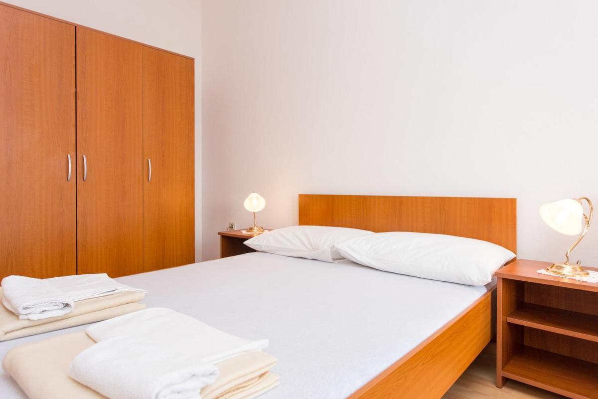 Apartments Adriatic 3 Selce Ruang foto
