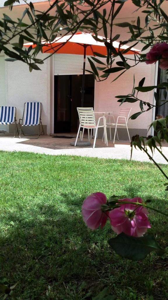 Apartments Adriatic 3 Selce Ruang foto