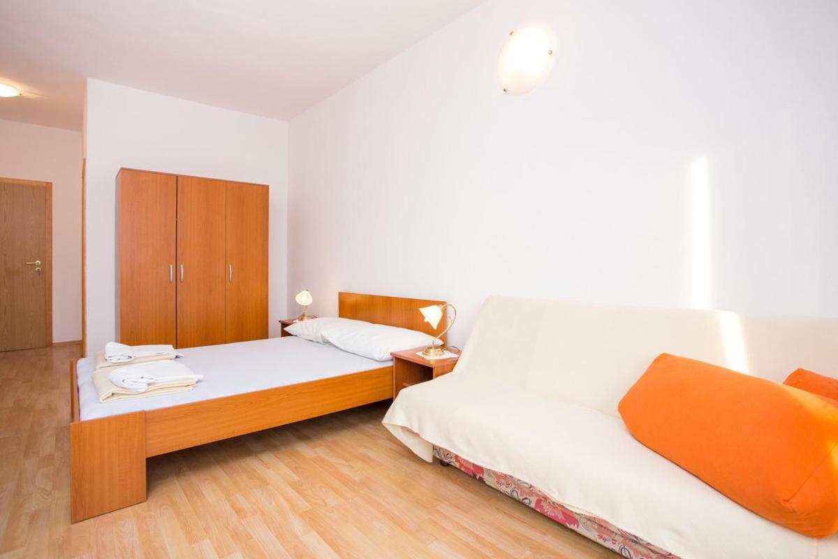 Apartments Adriatic 3 Selce Ruang foto